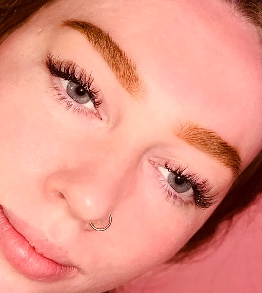 Powder Brows – Initial Application