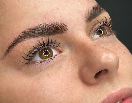 Eyebrow Shaping Vancouver